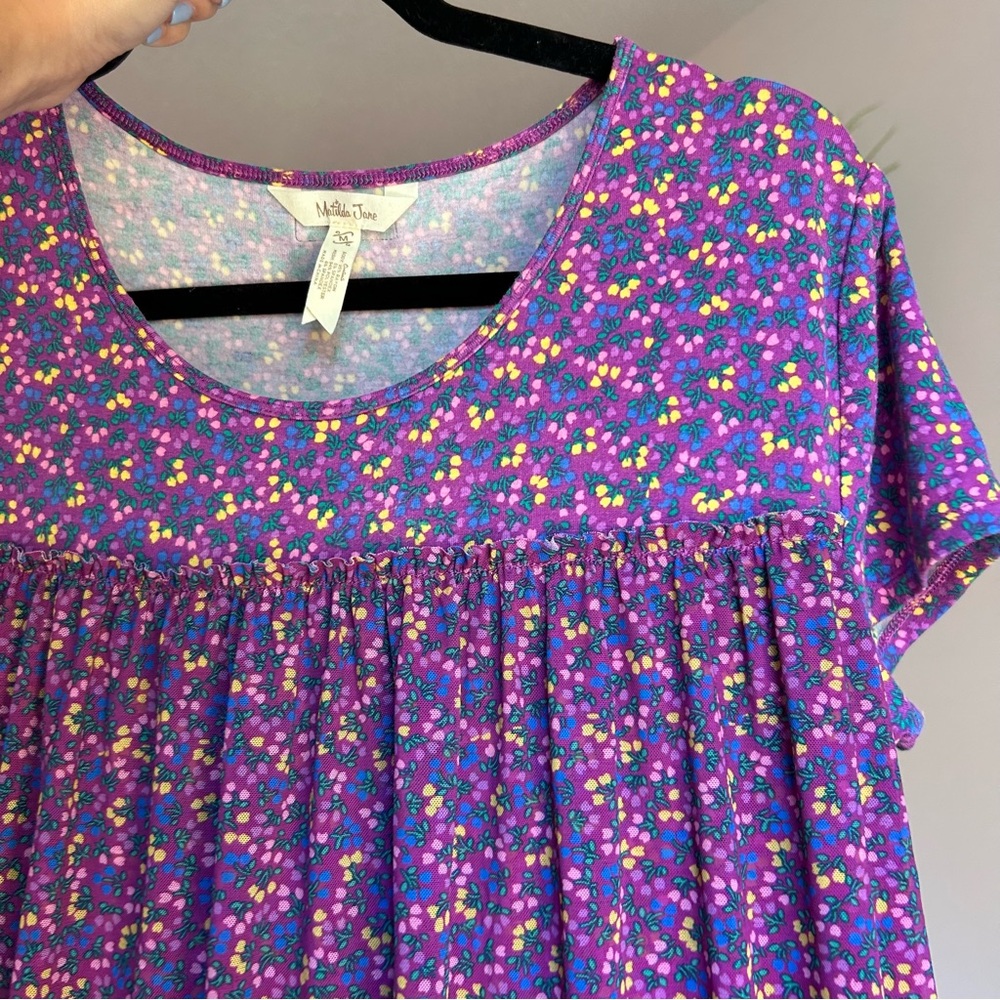 Matilda Jane Walking on a Cloud Short Sleeve Top Size Medium Purple with Flowers - Picture 5 of 5